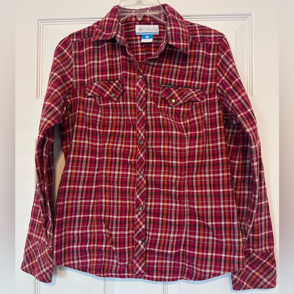 Columbia Red/Pink Burgundy longsleeve Button-Up snap shirt